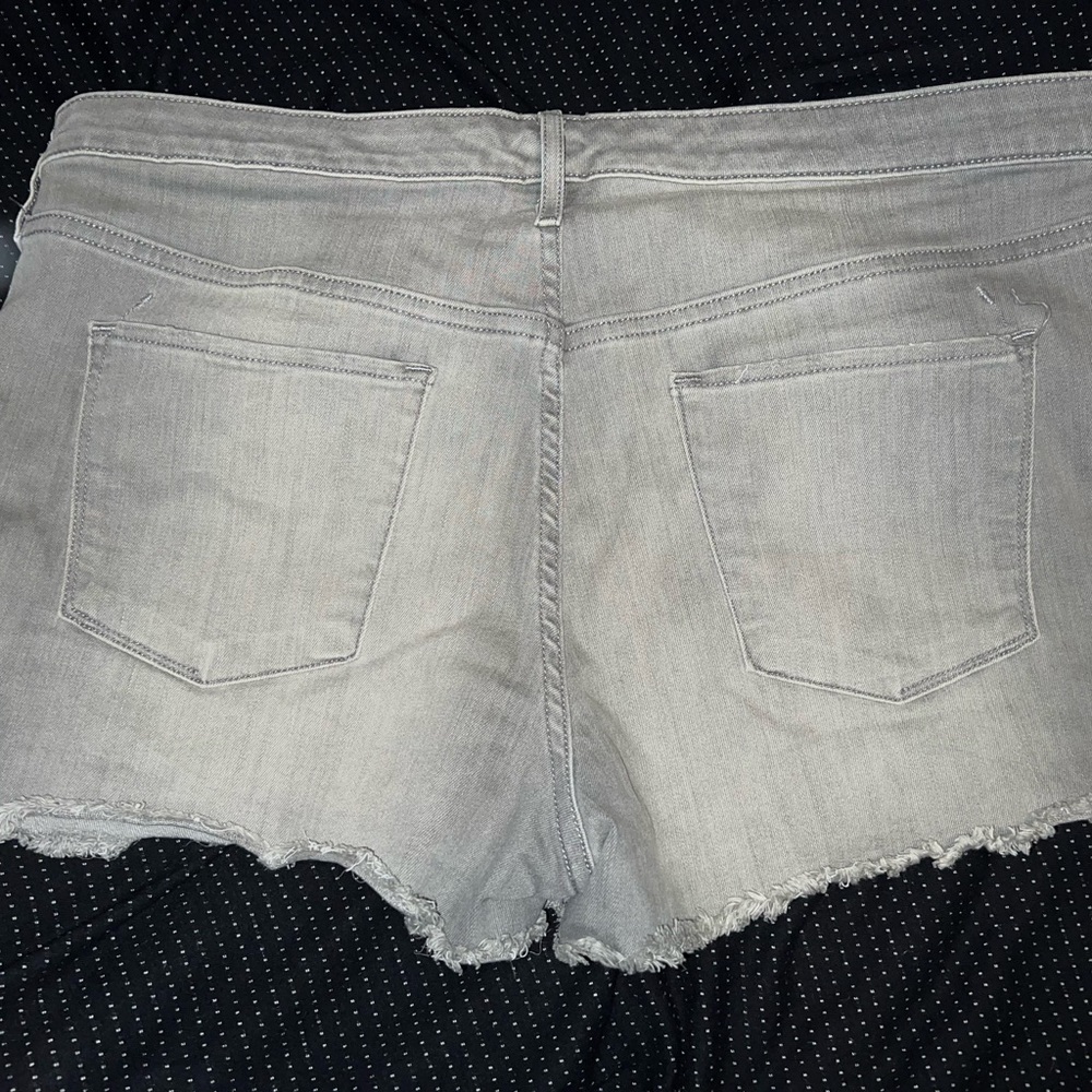 Mossimo Jean Short - Picture 2 of 2
